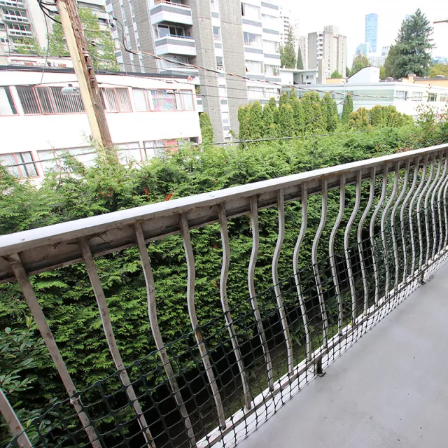 Hempstead Manor in The West End - 1 Bedroom Apartment For Rent in Vancouver 311 - 1655 Nelson Street, Vancouver, BC