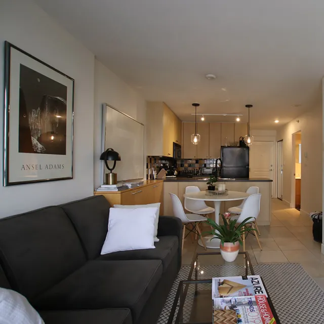 Eight One Nine in Downtown - 1 Bedroom Apartment For Rent in Vancouver 706 - 819 Hamilton Street, Vancouver, BC
