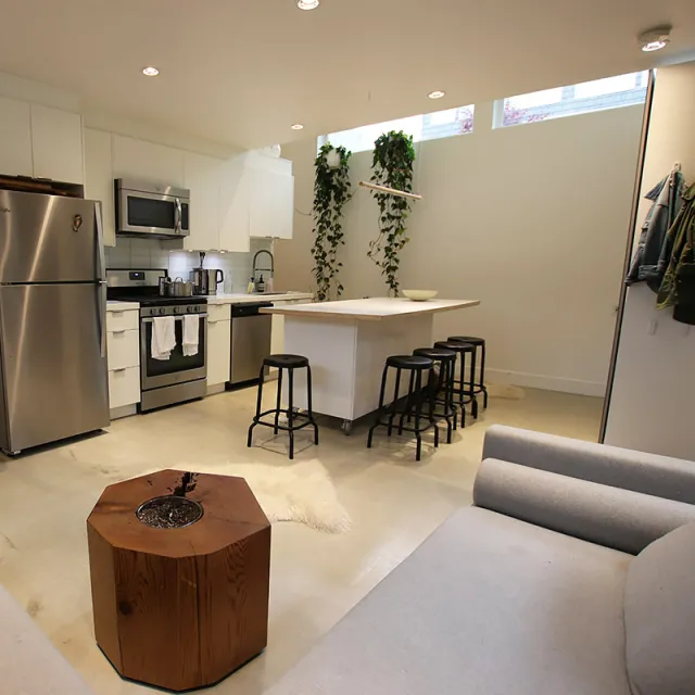Mount Pleasant East - 1 Bedroom Laneway House For Rent in Vancouver 3 - 325 East 18th Avenue, Vancouver, BC