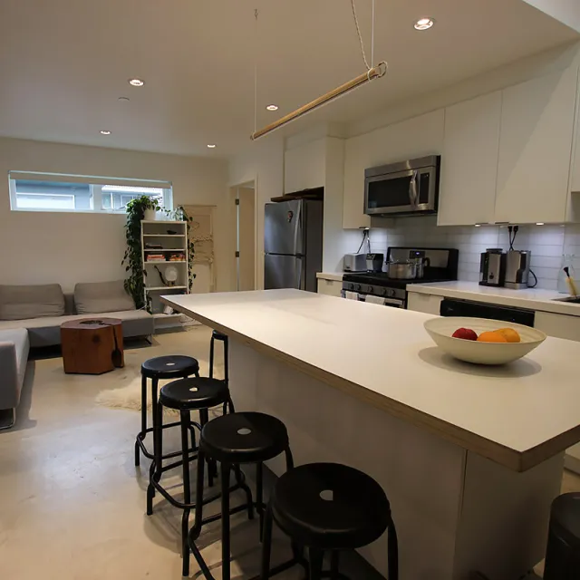 Mount Pleasant East - 1 Bedroom Laneway House For Rent in Vancouver 3 - 325 East 18th Avenue, Vancouver, BC