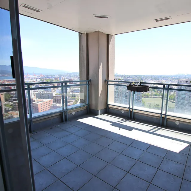 Paris Place in Downtown - Furnished 2 Bedroom Apartment For Rent in Vancouver 2703 - 183 Keefer Place, Vancouver, BC