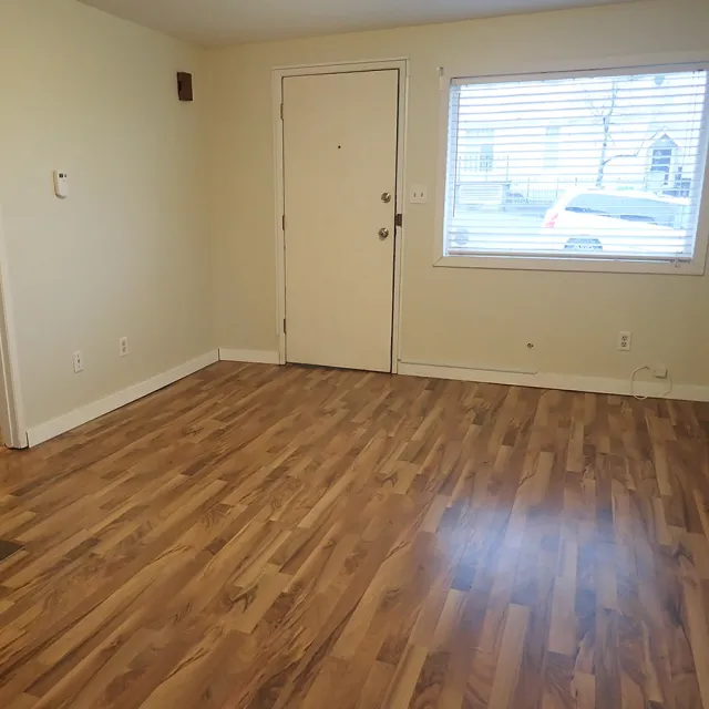 Maillardville - 1 Bedroom Basement For Rent in Coquitlam 206B Marmont Street, Coquitlam, BC