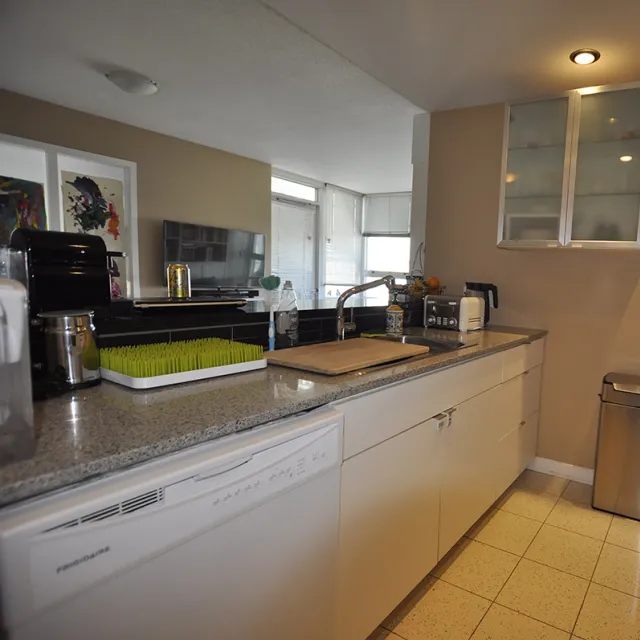 Max in Yaletown - 1 Bedroom Apartment For Rent in Vancouver 2108 - 939 Expo Boulevard, Vancouver, BC