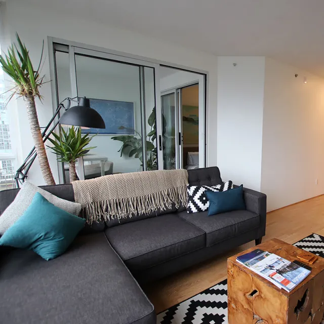 Park Plaza in Yaletown - Furnished 1 Bedroom Apartment For Rent in Vancouver 1207 - 1188 Richards Street, Vancouver, BC