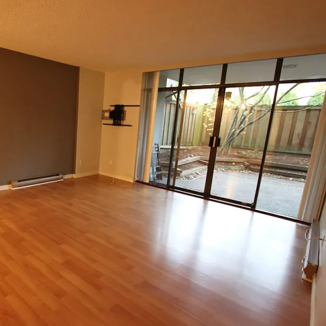 The Parkcrest in Metrotown - 2 Bedroom Apartment For Rent in Burnaby 111 - 5932 Patterson Avenue, Burnaby, BC