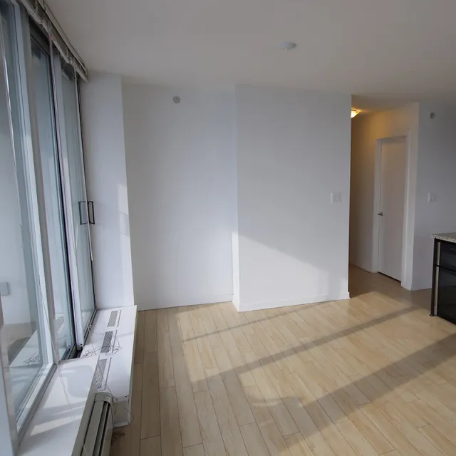 Espana in Downtown - 2 Bedroom Apartment For Rent in Vancouver 3005 - 689 Abbott Street, Vancouver, BC