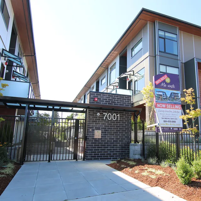 Me-Anta in Metrotown - 2 Bedroom Townhouse For Rent in Burnaby 204 - 7001 Royal Oak Avenue, Burnaby, BC