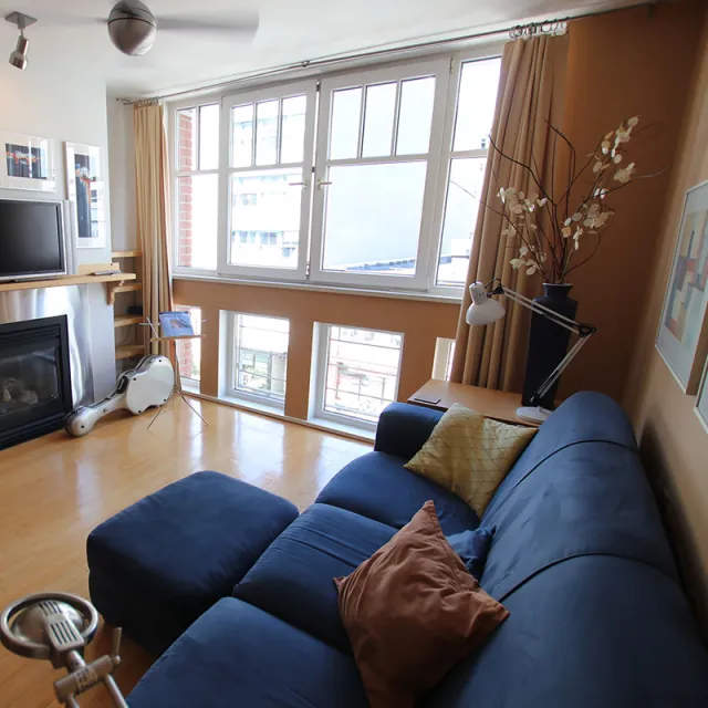 Crandall Building in Yaletown - 1 Bedroom Apartment For Rent in Vancouver 404 - 1072 Hamilton Street, Vancouver, BC