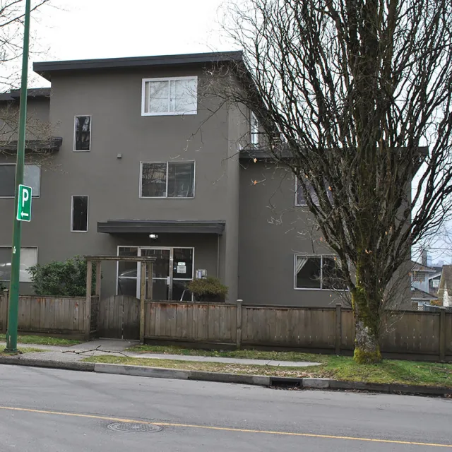 3962 Pender in Burnaby Heights - 1 Bedroom Apartment For Rent in Burnaby 203 - 3962 Pender Street, Burnaby, BC