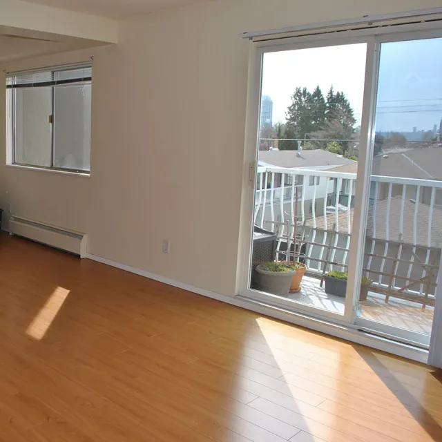 3962 Pender in Burnaby Heights - 1 Bedroom Apartment For Rent in Burnaby 203 - 3962 Pender Street, Burnaby, BC