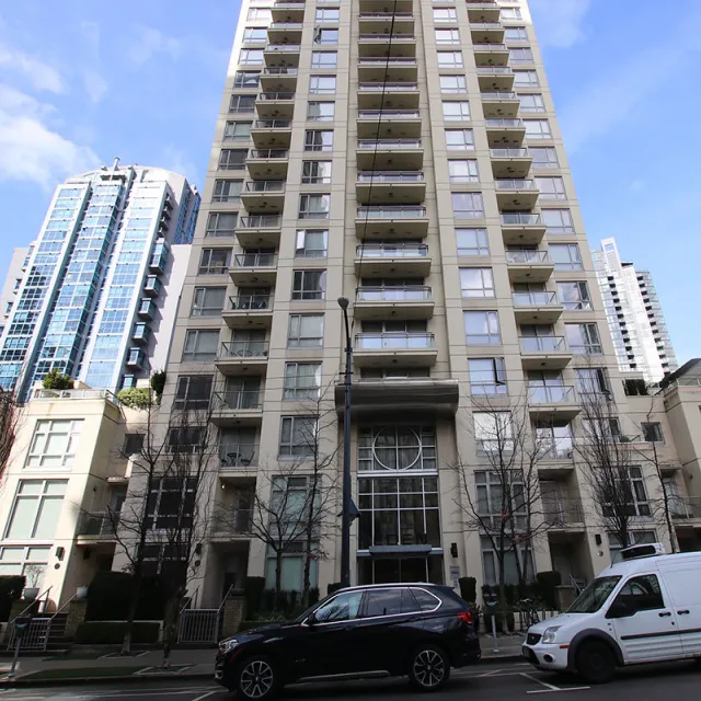 Eden in Downtown - 0 Bedroom Apartment For Rent in Vancouver 1705 - 1225 Richards Street, Vancouver, BC