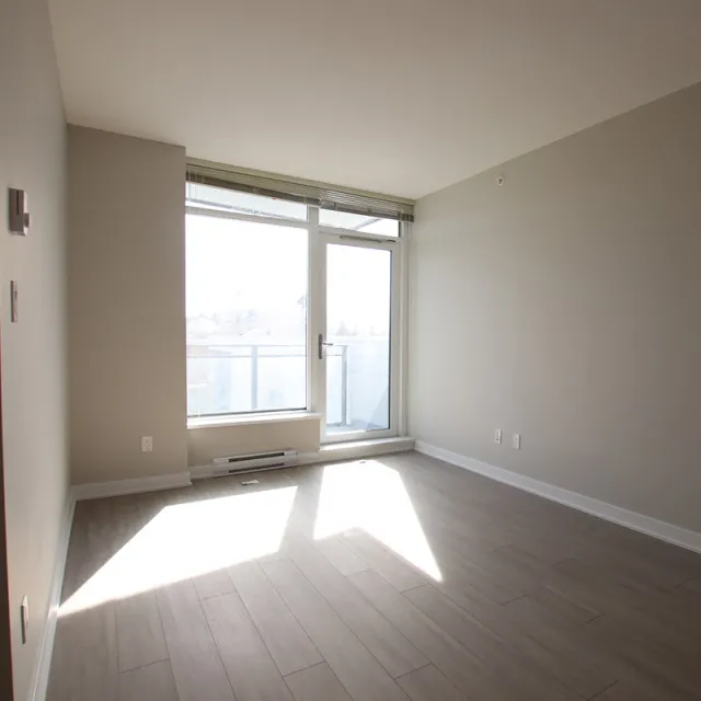 The Park Metrotown in Metrotown - 1 Bedroom Apartment For Rent in Burnaby 301 - 4900 Lennox Lane, Burnaby, BC