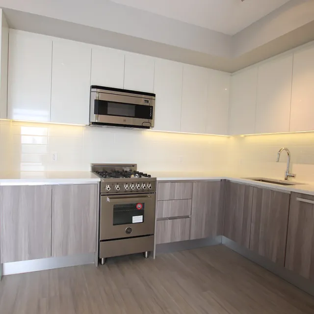 The Park Metrotown in Metrotown - 1 Bedroom Apartment For Rent in Burnaby 301 - 4900 Lennox Lane, Burnaby, BC