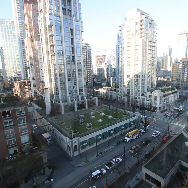 City Crest in Downtown - Furnished 1 Bedroom Apartment For Rent in Vancouver 1104 - 1155 Homer Street, Vancouver, BC