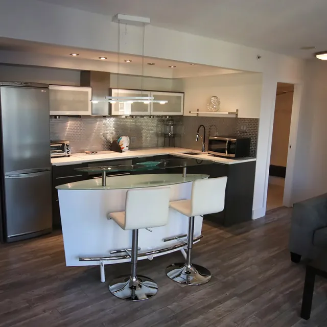 City Crest in Downtown - Furnished 1 Bedroom Apartment For Rent in Vancouver 1104 - 1155 Homer Street, Vancouver, BC