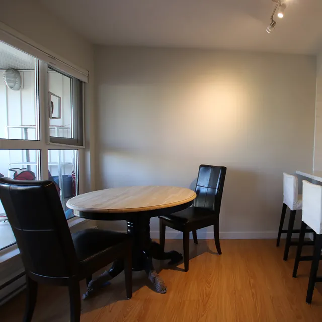 Heather Park in Fairview - 1 Bedroom Apartment For Rent in Vancouver 17 - 704 West 7th Avenue, Vancouver, BC