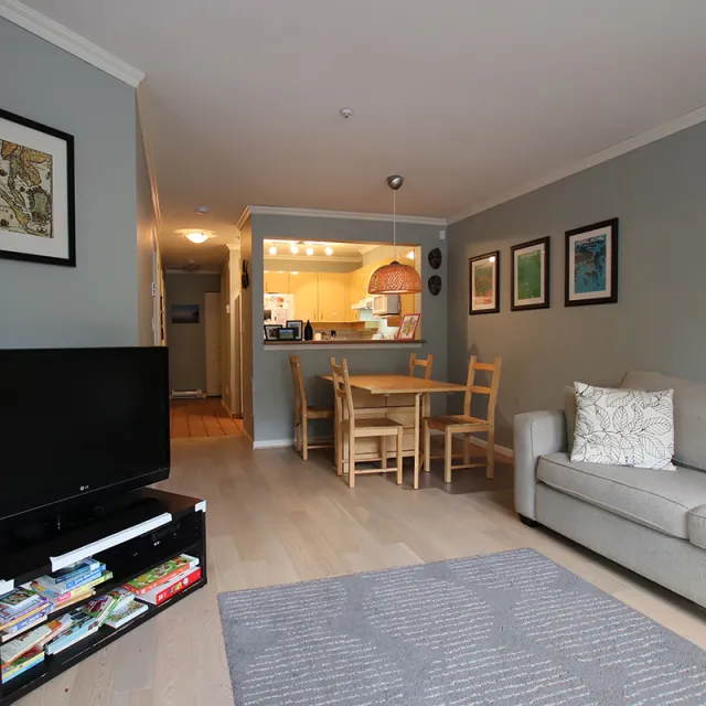 Connaught in Kitsilano - 2 Bedroom Apartment For Rent in Vancouver 105 - 2268 West 12th Avenue, Vancouver, BC