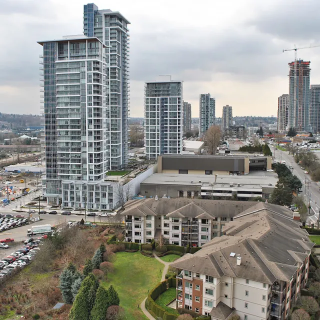 Watercolours in Brentwood - 2 Bedroom Apartment For Rent in Burnaby 2007 - 2289 Yukon Crescent, Burnaby, BC