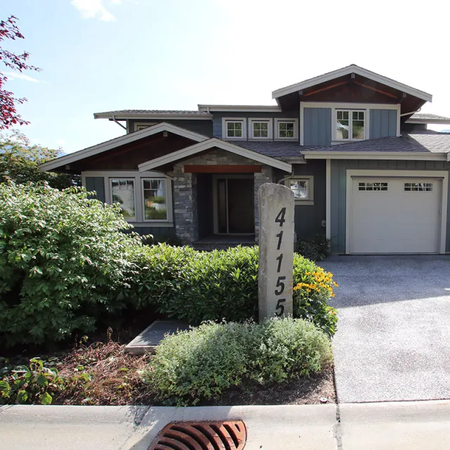 Tantalus - 3 Bedroom House For Rent in Squamish at 41155 Rockridge Place, Squamish, BC Tantalus - 3 Bedroom House For Rent in Squamish at 41155 Rockridge Place, Squamish, BC