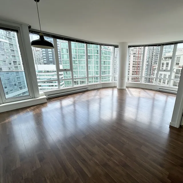 TV Towers in Yaletown - 2 Bedroom Apartment For Rent in Vancouver 1703 - 788 Hamilton Street, Vancouver, BC, V6B 0E9