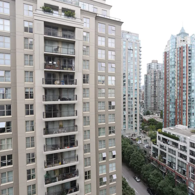 Miro in Yaletown - 1 Bedroom Apartment For Rent in Vancouver 1602 - 1001 Richards Street, Vancouver, BC