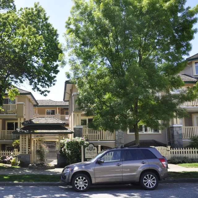 McNair Park in Lower Lonsdale - 1 Bedroom Apartment For Rent in North Vancouver 305 - 257 East Keith Road, North Vancouver, BC