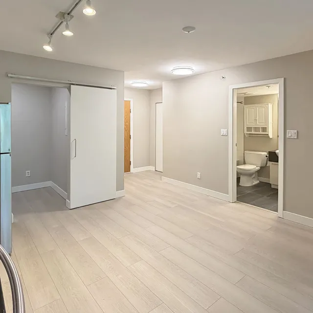 Fusion in The West End - 1 Bedroom Apartment For Rent in Vancouver 301 - 828 Cardero Street, Vancouver, BC, V6G 2G5