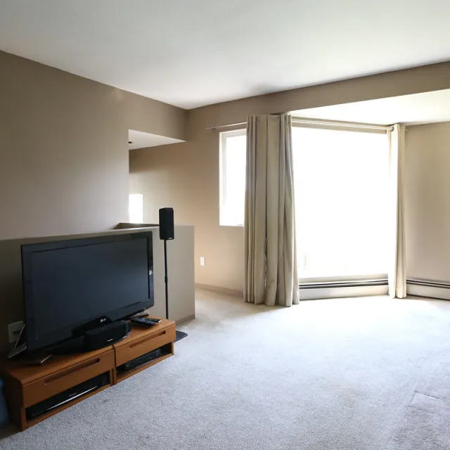 Laurel Court in Fairview - 2 Bedroom Townhouse For Rent in Vancouver 870 West 7th Avenue, Vancouver, BC