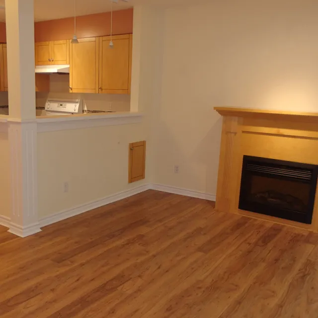 Riverstone in Edmonds - 2 Bedroom Townhouse For Rent in Burnaby 21 - 7128 Stride Avenue, Burnaby, BC