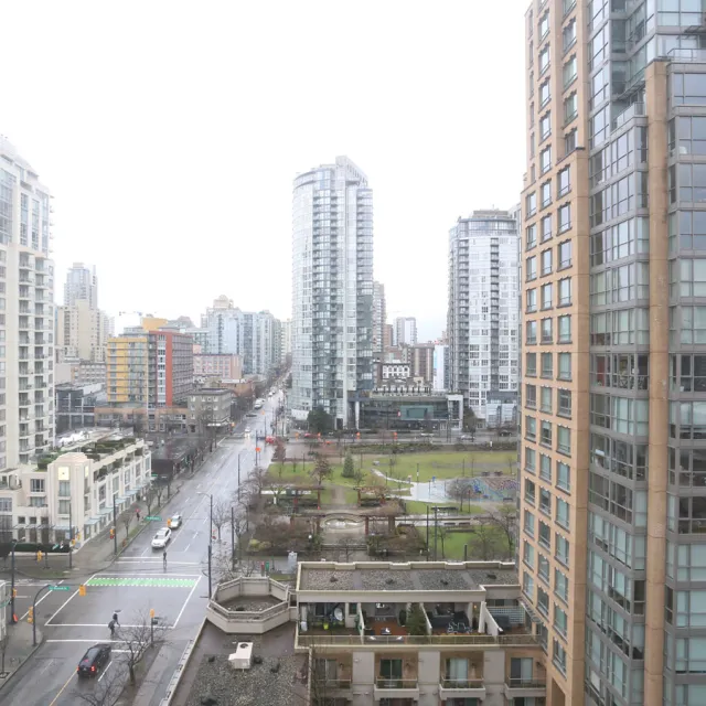 City Crest in Yaletown - Furnished 1 Bedroom Apartment For Rent in Vancouver 1204 - 1155 Homer Street, Vancouver, BC