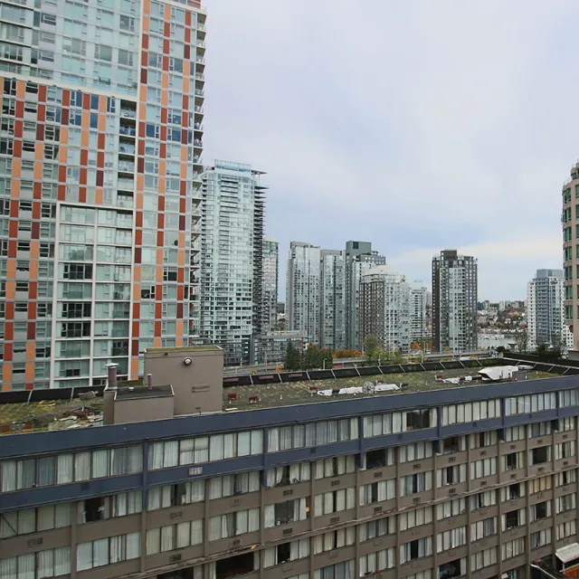 Hornby Court in Downtown - Furnished 1 Bedroom Apartment For Rent in Vancouver 1001 - 1330 Hornby Street, Vancouver, BC