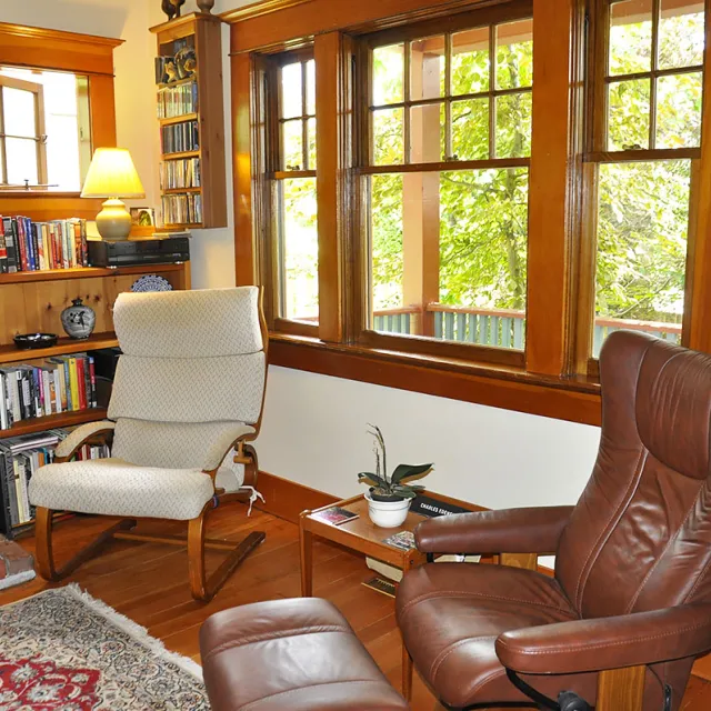 Central Lonsdale - Unfurnished, Pet Friendly, 4 Bed 1.5 Bath House For Rent at 412 East 17th, North Vancouver Central Lonsdale - Unfurnished, Pet Friendly, 4 Bed 1.5 Bath House For Rent at 412 East 17th, North Vancouver