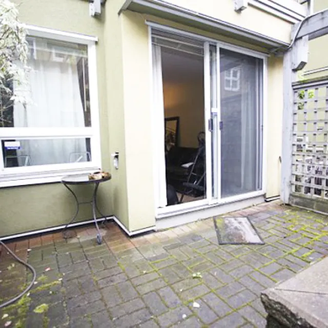 Dover Pointe in Fairview - 1 Bedroom Townhouse For Rent in Vancouver 9 - 795 West 8th Avenue, Vancouver, BC