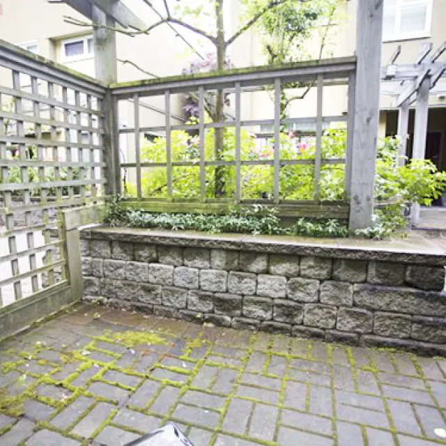 Dover Pointe in Fairview - 1 Bedroom Townhouse For Rent in Vancouver 9 - 795 West 8th Avenue, Vancouver, BC