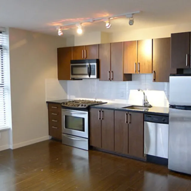 The Zone in Fairview - 1 Bedroom Apartment For Rent in Vancouver 1008 - 1068 West Broadway, Vancouver, BC