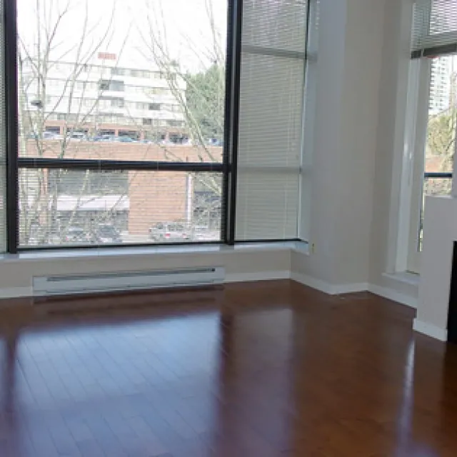 Oma 2 in Brentwood - 1 Bedroom Townhouse For Rent in Burnaby 14 - 4250 Dawson Street, Burnaby, BC