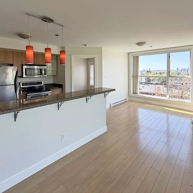City View Terraces in Commercial Drive - 2 Bedroom Apartment For Rent in Vancouver 402 - 1718 Venables Street, Vancouver, BC, V5L 2H4