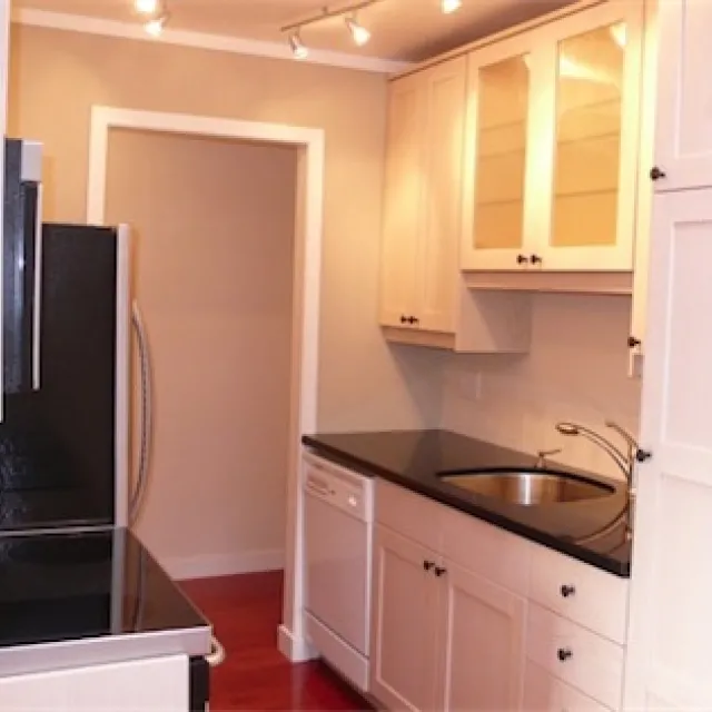 Fairview Gardens in Fairview - 1 Bedroom Penthouse For Rent in Vancouver 2885 Spruce Street, Vancouver, BC