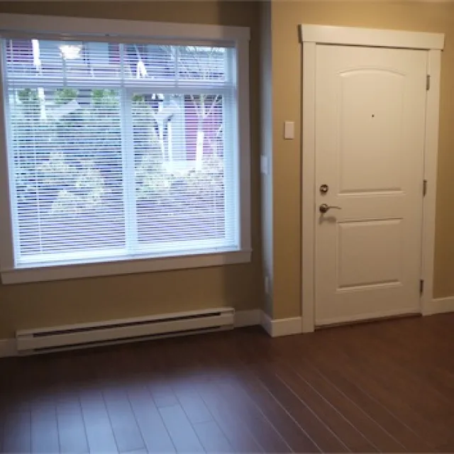 Kingsgate Gardens in Edmonds - 1 Bedroom Townhouse For Rent in Burnaby 65 - 7428 14th Avenue, Burnaby, BC