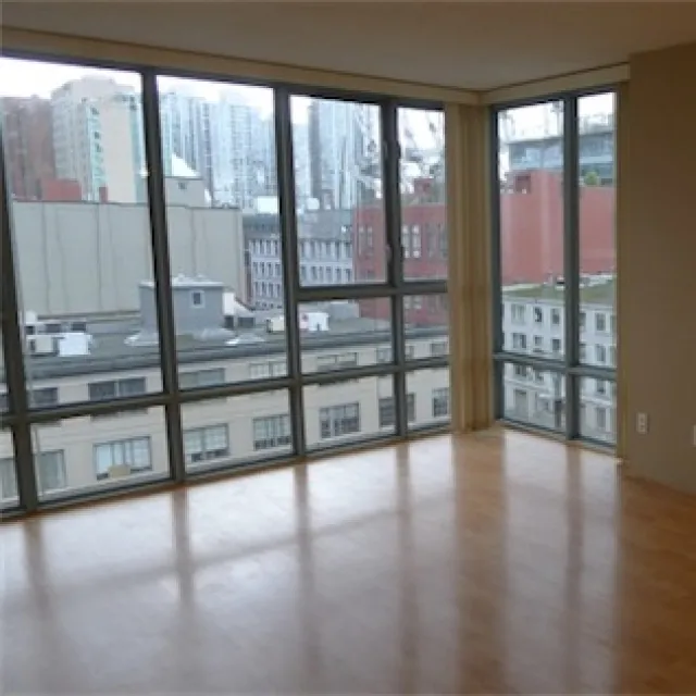 Pacific Place Landmark II in Yaletown - 2 Bedroom Apartment For Rent in Vancouver 806 - 930 Cambie Street, Vancouver, BC