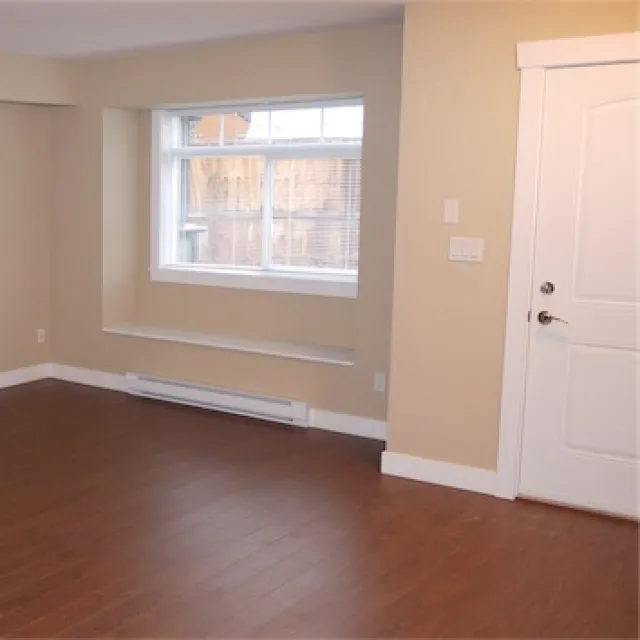 Kingsgate Gardens in Edmonds - 2 Bedroom Townhouse For Rent in Burnaby 74 - 7428 14th Avenue, Burnaby, BC