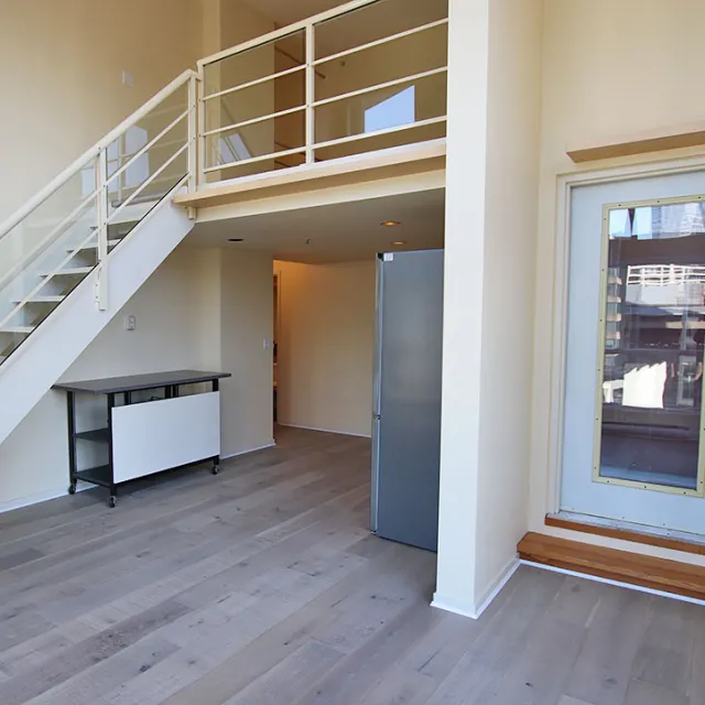 Spot in Downtown - 1 Bedroom Loft For Rent in Vancouver 705 - 933 Seymour Street, Vancouver, BC
