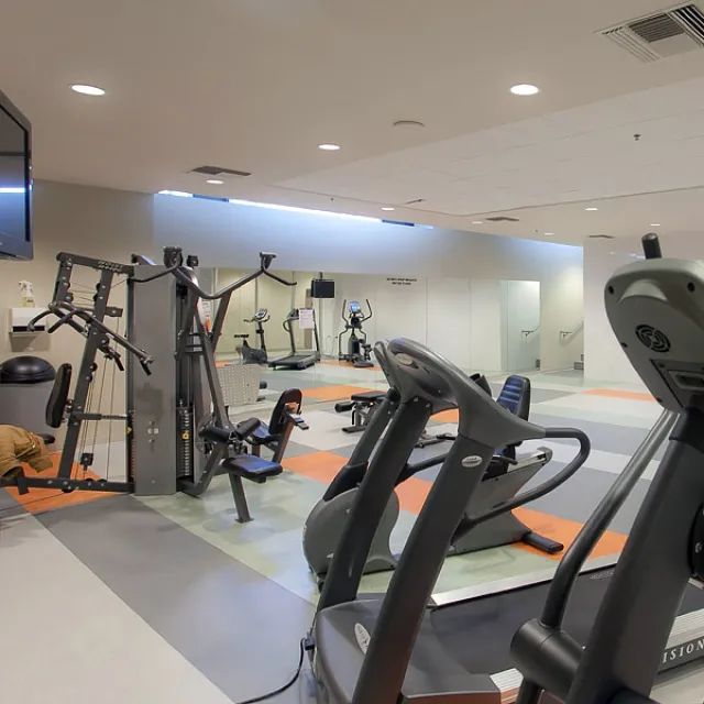 TV Towers in Downtown - 2 Bedroom Apartment For Rent in Vancouver 702 - 233 Robson Street, Vancouver, BC, V6B 0E8
