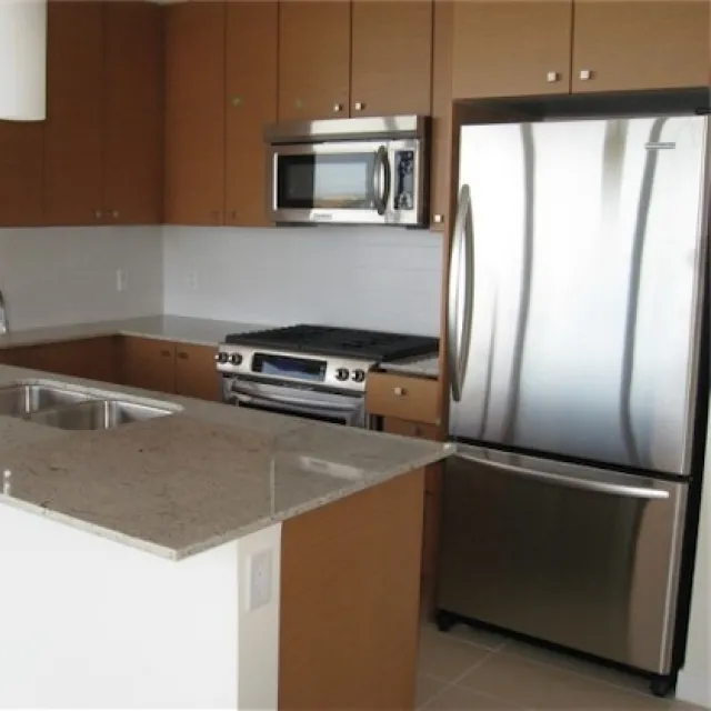 FLO in Brighouse - 2 Bedroom Apartment For Rent in Richmond 1606 - 7360 Elmbridge Way, Richmond, BC