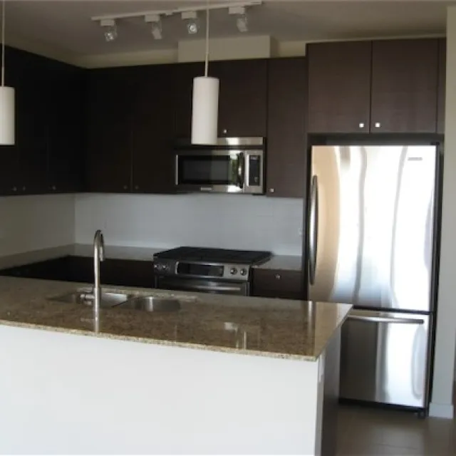 FLO in Brighouse - 2 Bedroom Apartment For Rent in Richmond 605 - 7360 Elmbridge Way, Richmond, BC
