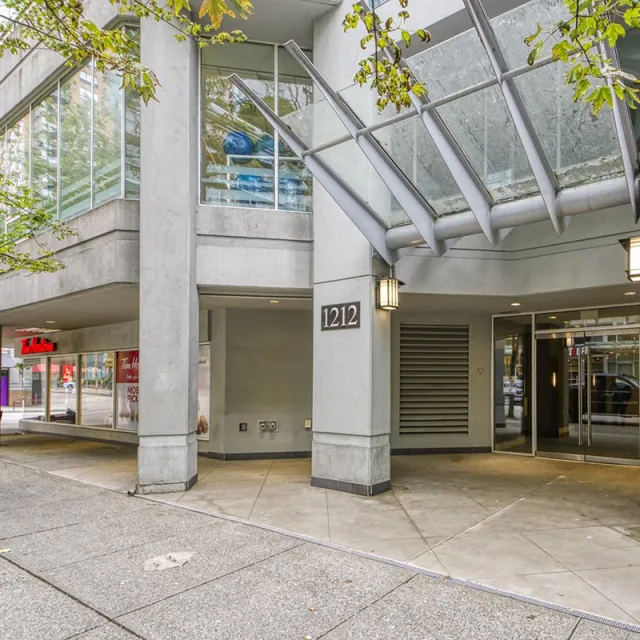 1212 Howe in Downtown - 1 Bedroom Apartment For Rent in Vancouver 1008 - 1212 Howe Street, Vancouver, BC