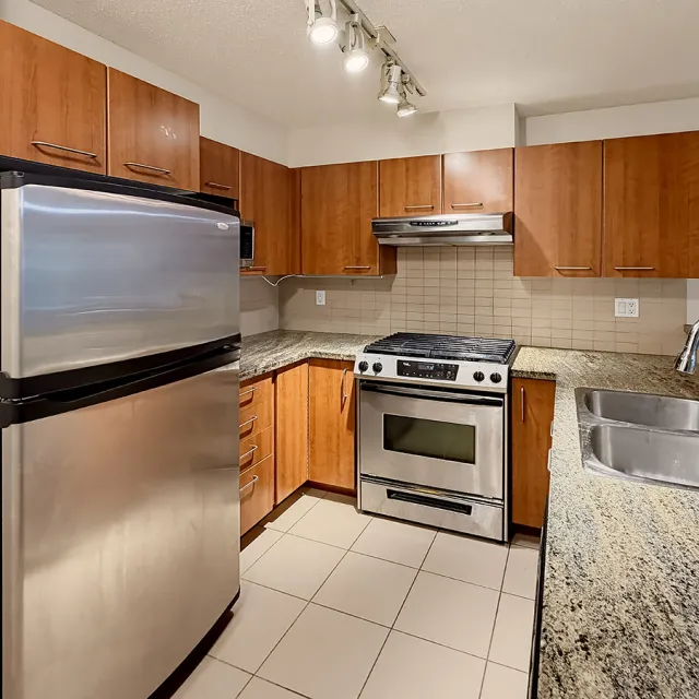 Kensington Court in McLennan North - 2 Bedroom Apartment For Rent in Richmond 370 - 9100 Ferndale Road, Richmond, BC, V6Y 4L1