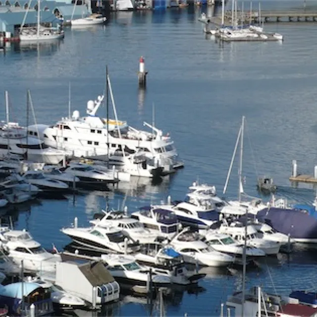 Classico in Coal Harbour - 2 Bedroom Apartment For Rent in Vancouver 2502 - 1328 West Pender Street, Vancouver, BC