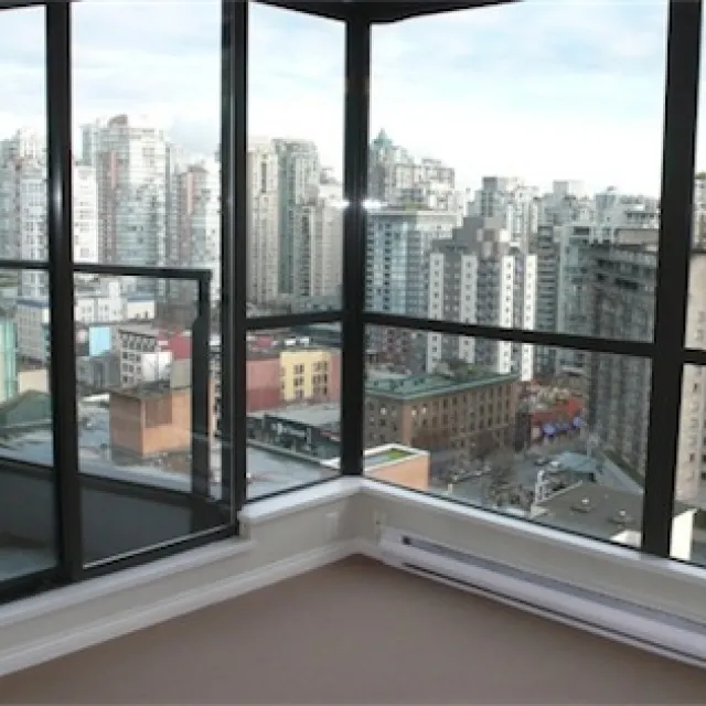 Genesis in Downtown - 1 Bedroom Apartment For Rent in Vancouver 2004 - 1189 Howe Street, Vancouver, BC