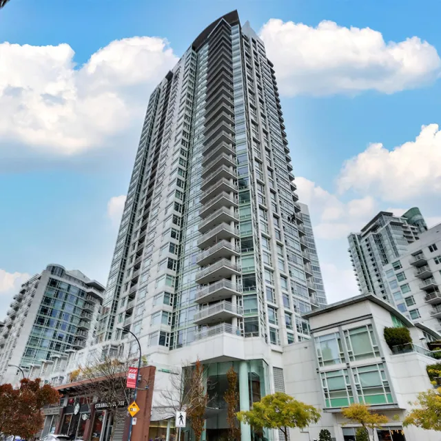 Aquarius I in Yaletown - 1 Bedroom Apartment For Rent in Vancouver 3507 - 1199 Marinaside Crescent, Vancouver, BC